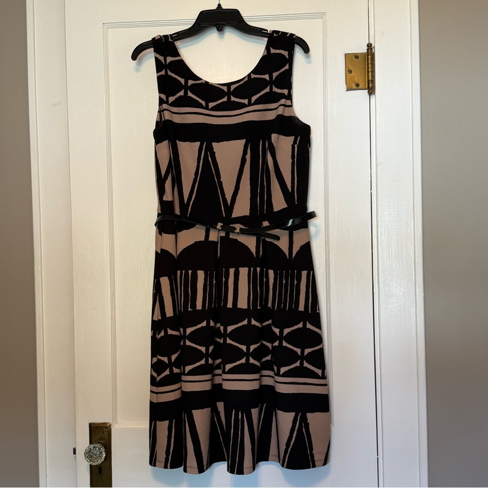 Liz Claiborne Black and Tan Geometric Midi Dress